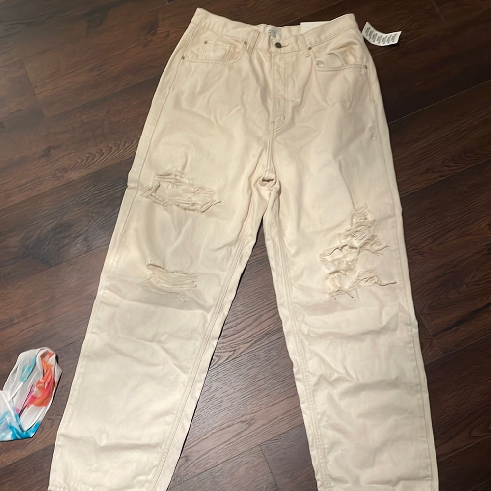 Urban outfitter high rise ripped baggy jeans